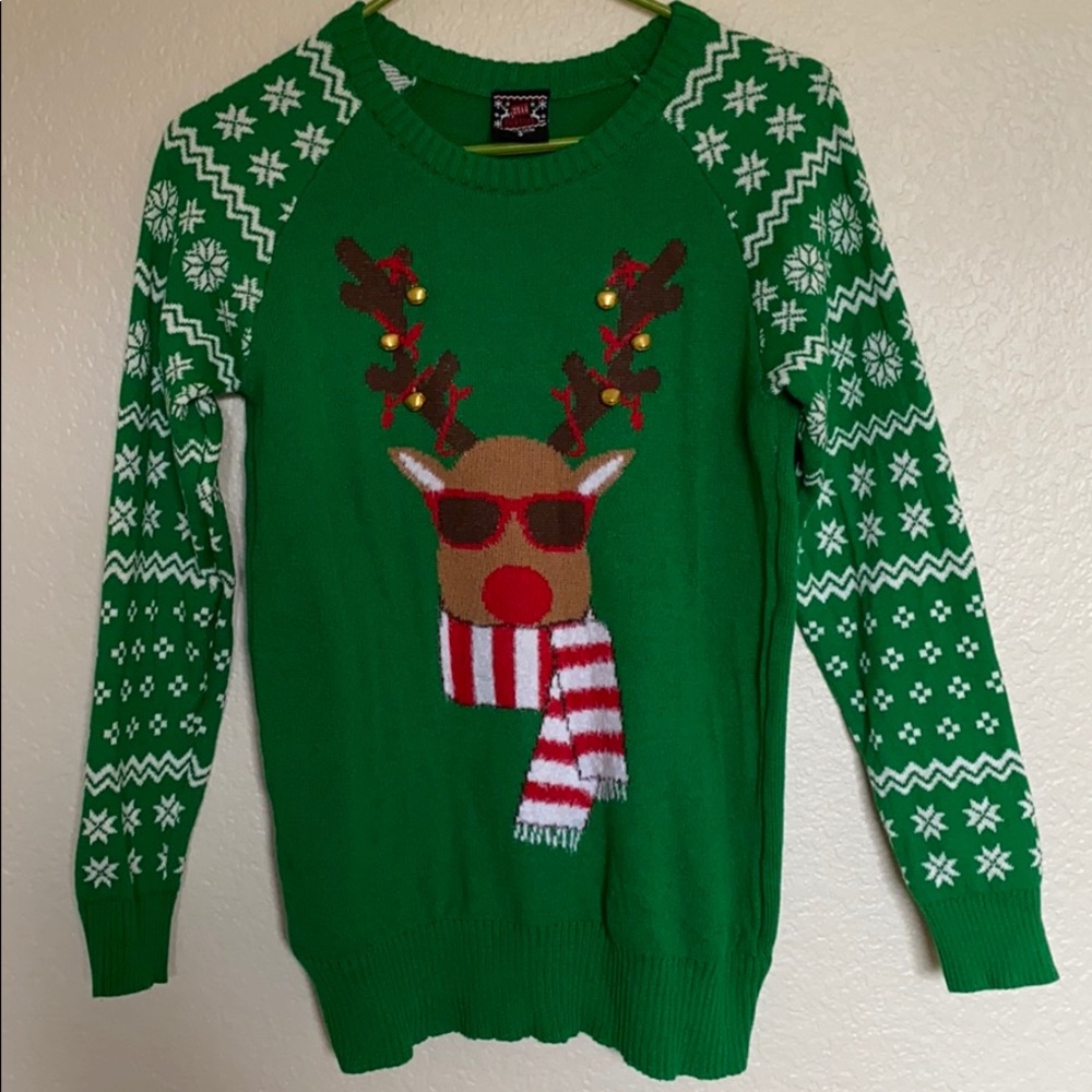 WELL WORN || Reindeer Christmas Sweater